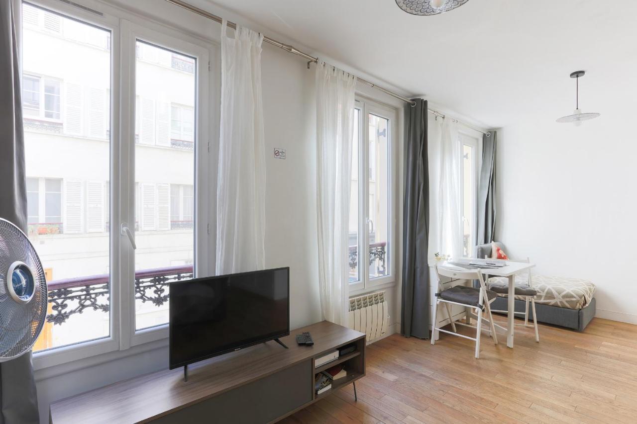 Eiffel Tower Royal Apartment Παρίσι Εξωτερικό φωτογραφία