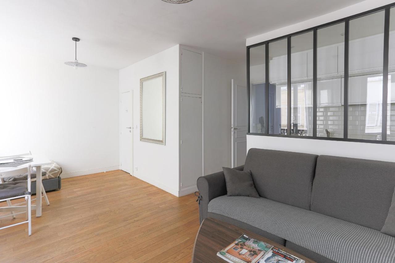 Eiffel Tower Royal Apartment Παρίσι Εξωτερικό φωτογραφία