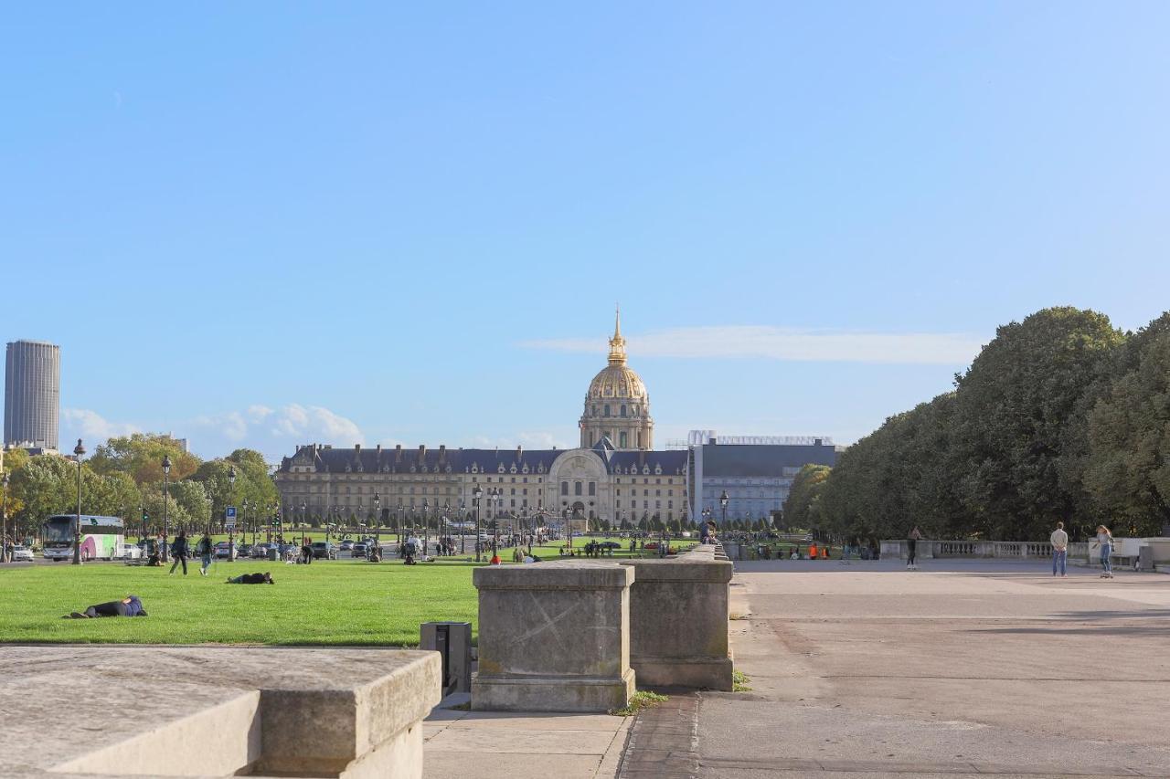 Eiffel Tower Royal Apartment Παρίσι Εξωτερικό φωτογραφία